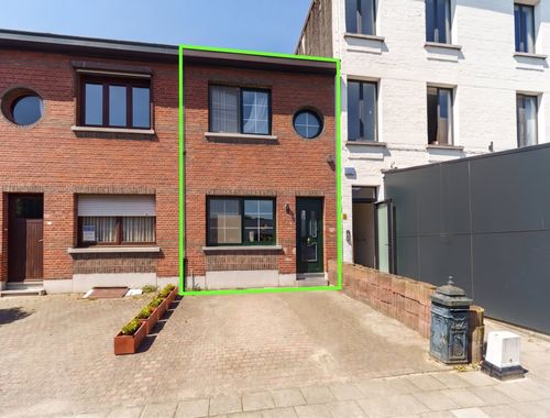                                         Woning te koop in Schoten, € 299.000

