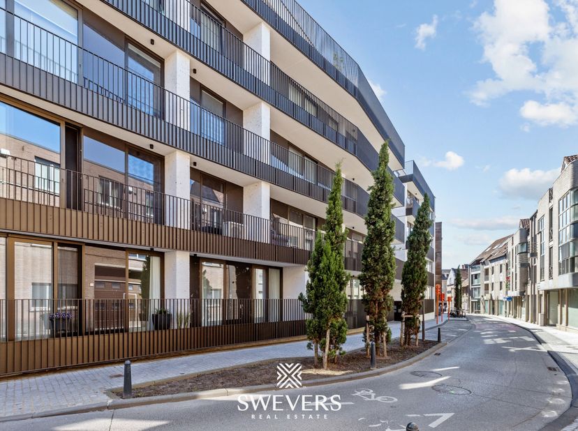 Voor meer info en fotos, surf naar www.swevers.be  In de Meldertsestraat 7 bus 007 in Hasselt vindt u dit recente en instapklare appartement in reside