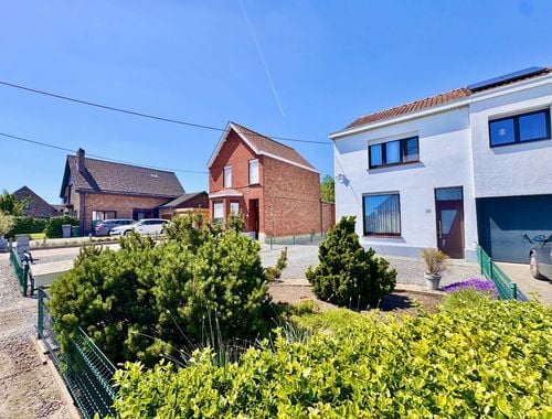                                         Maison à vendre à Zelzate, € 254.000
