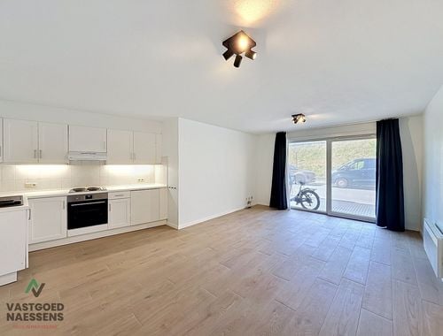                                         Gelijkvloers app. te huur in Oostende, € 625
