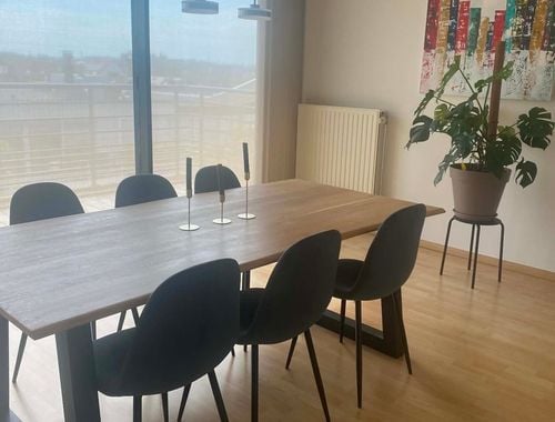                                         Appartement te huur in Halle, € 1.150
