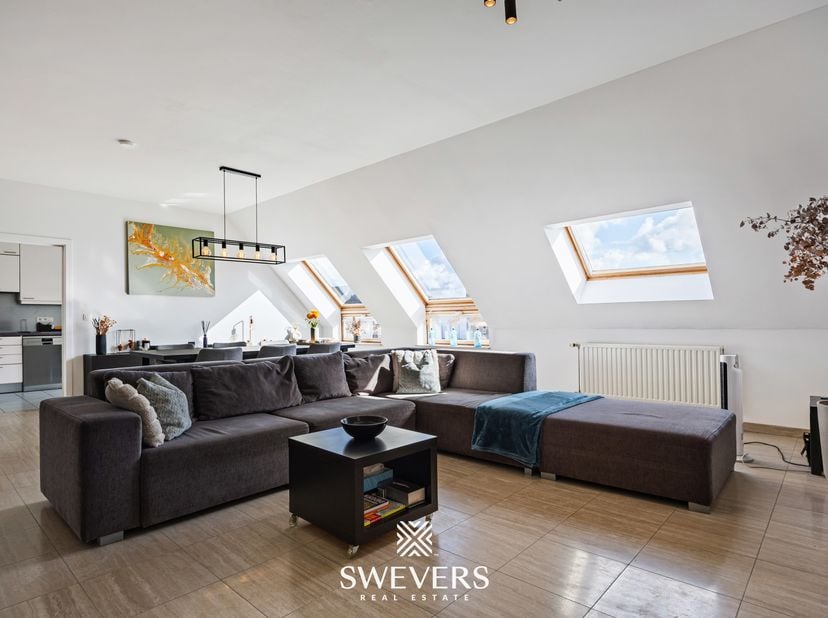Appartement te koop in Thonissenlaan 28 bus 4,
                    3500 Hasselt