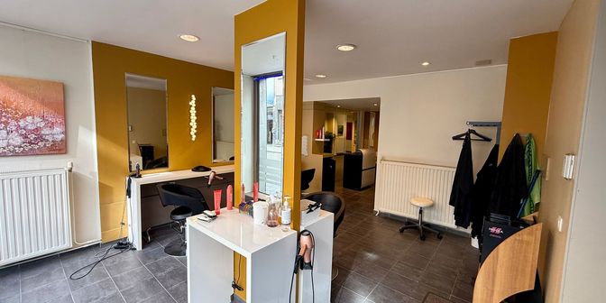 Bien professionnel à louer à Heilig-Kruisstraat 7 boîte GLV links, 2640 Mortsel
