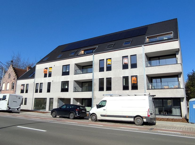 Appartement à vendre
                    à 8200 Sint-Andries