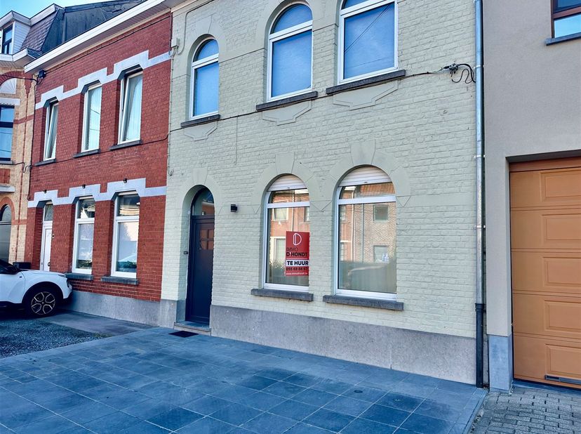 Huis te huur in Georges Lobertstraat 32,
                    9700 Leupegem