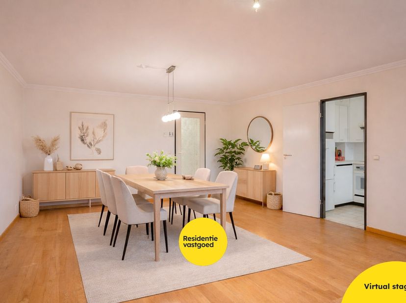 Dit zeer ruim appartement op de derde verdieping is gelegen in de gegeerde wijk Kristus Koning, nabij het Graaf Visartpark. Met een bewoonbare oppervl
