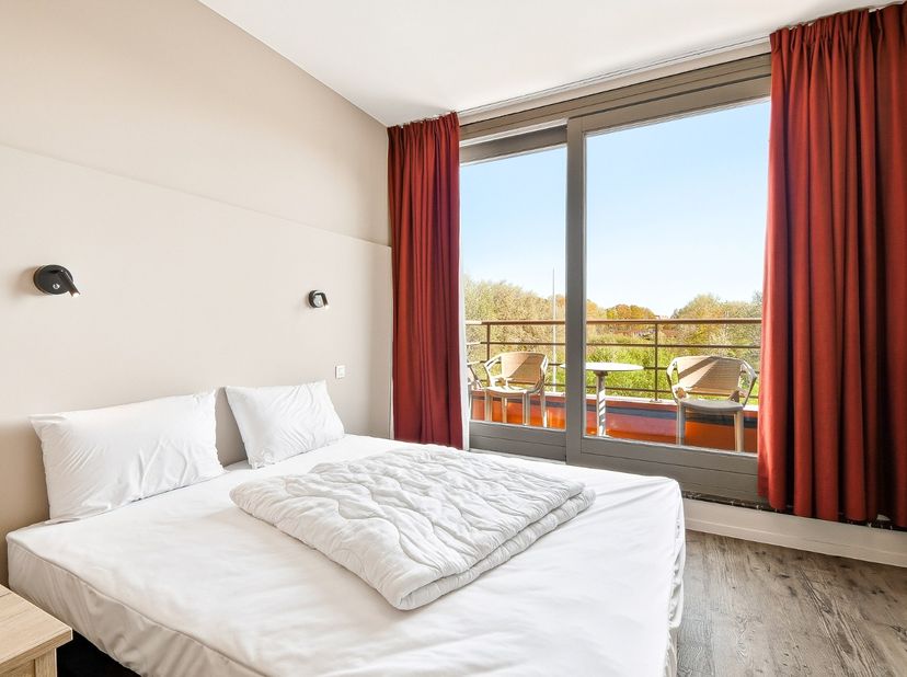 Ontdek dit sfeervol ingerichte appartement in het geliefde vakantiedomein Duinenzicht in Westende. Gelegen op korte wandelafstand van zee en strand, c