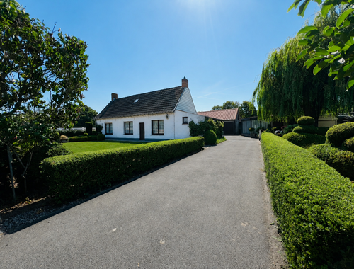                                         Woning te koop in Sijsele, € 865.000
