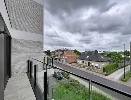                                         Appartement te huur in Knesselare, € 895

