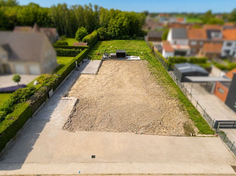 Terrain à vendre
                    à 8880 Ledegem