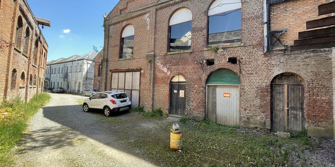 Bedrijfsvastgoed te koop in 7090 Braine-le-Comte