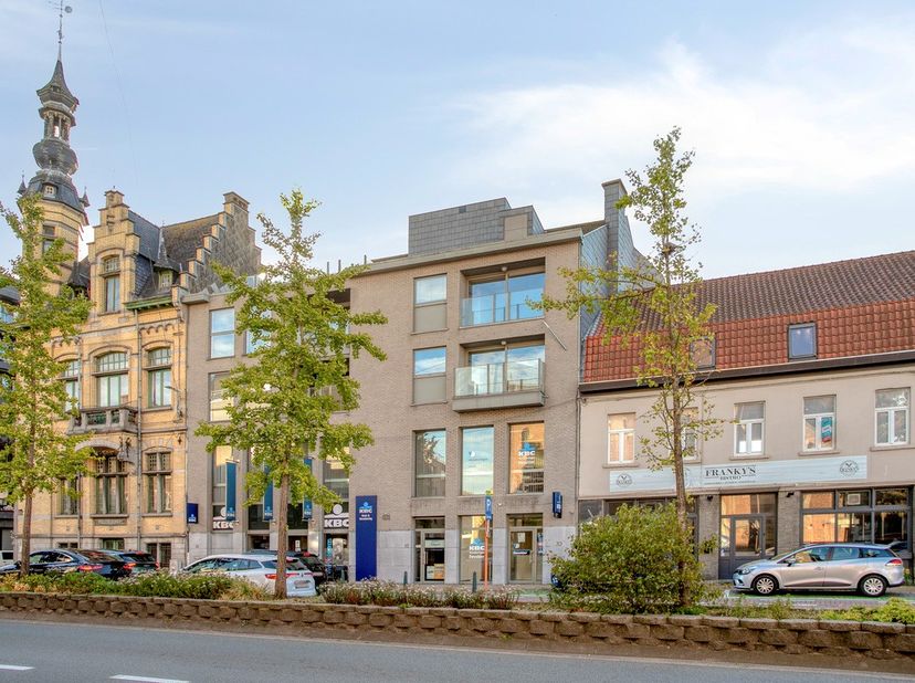 Appartement te koop in Grote Markt 22 bus 0302,
                    8560 Wevelgem