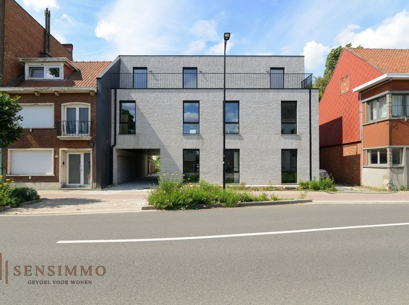 We stellen u graag een uitzonderlijke investeringsmogelijkheid voor: een gloednieuw studentencomplex in Geel, dé studentenstad bij uitstek met een bez