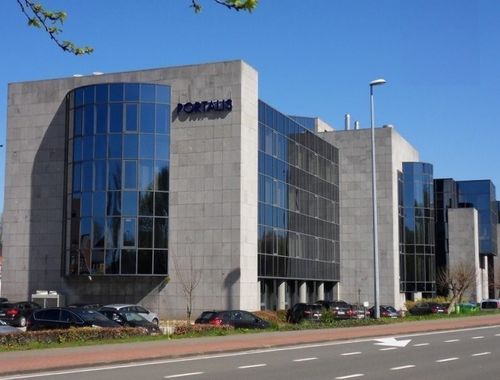                                         Kantoor te huur in Zwijnaarde, € 2.979,17
