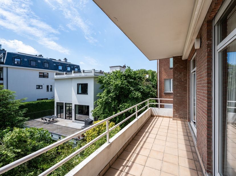 Appartement te koop in Avenue de Tervueren 319,
                    1150 Sint-Pieters-Woluwe