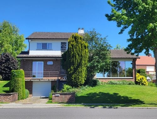                                         Villa à vendre à Landen, € 390.000
