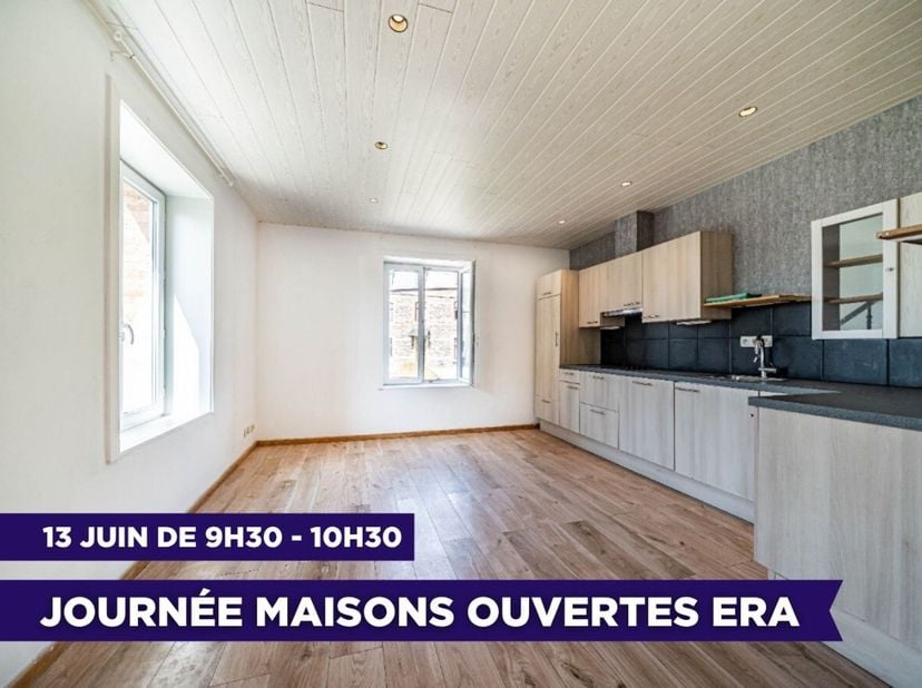 [[ CE BIEN PARTICIPE À LA JOURNÉE MAISONS OUVERTES ERA LE 13/6 DE 9:30 À 10:30 ]]ERA B-LUX vous présente ce duplex de 100 m² habitables, idéalement si