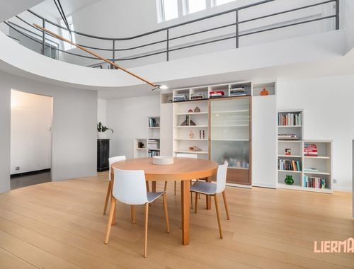                                         Loft te koop in Aaigem, € 749.000
