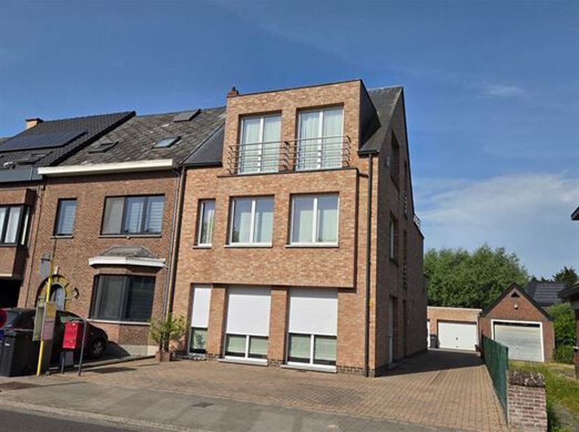Appartement à louer
                    à 2830 Willebroek
