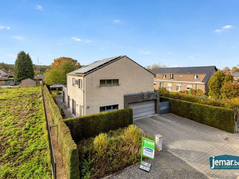 Huis te koop in Zavelstraat 40,
                    3650 Dilsen
