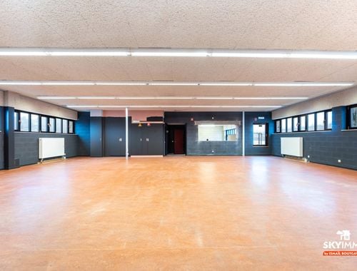                                         Commerce à louer à Welkenraedt, € 1.500
