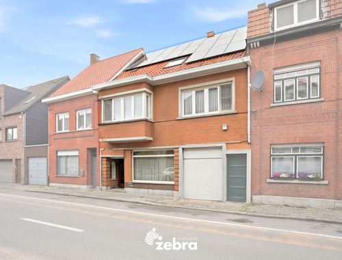                                        Woning te koop in Oostrozebeke, € 199.000
