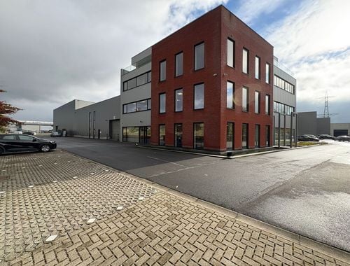                                         Bureaux à louer à Evergem, € 5.161,70
