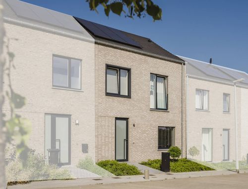                                        Maison à louer à Kortrijk, € 1.295
