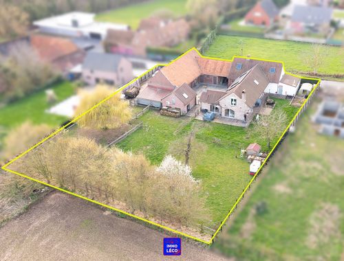                                         Ferme à vendre à Templeuve, € 780.000
