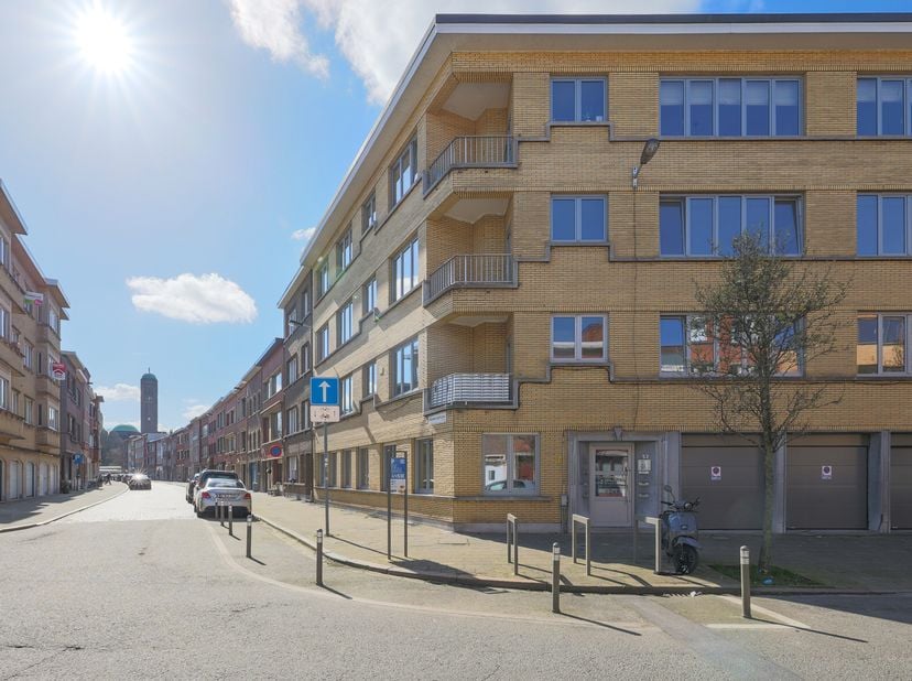 Appartement à vendre
                    à 2020 Antwerpen