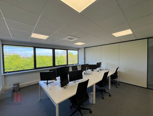                                         Kantoor te huur in Sint-Denijs-Westrem, € 3.814

