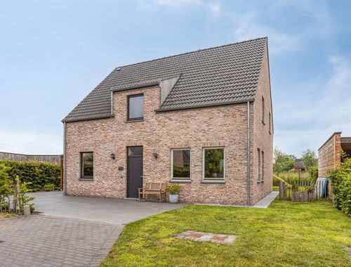                                         Villa à vendre à Oostkamp, € 599.000
