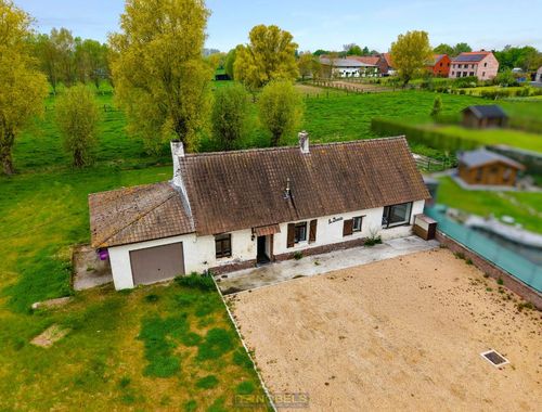                                         Maison à vendre à Wodecq, € 295.000
