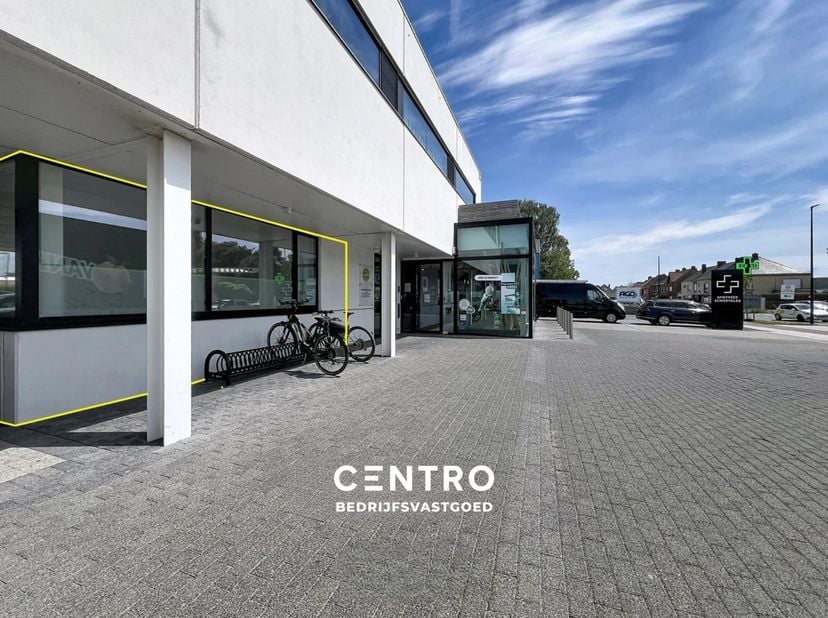 Bedrijfsvastgoed te huur in Diksmuidsesteenweg 346 bus 1,
                    8800 Roeselare