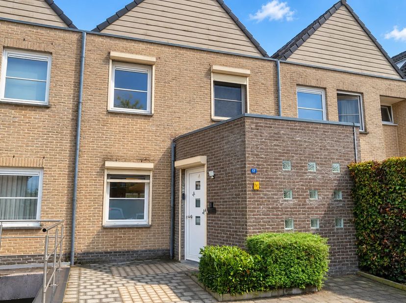 Maison à vendre à Sint-Antoniusstraat 17,
                    3970 Leopoldsburg