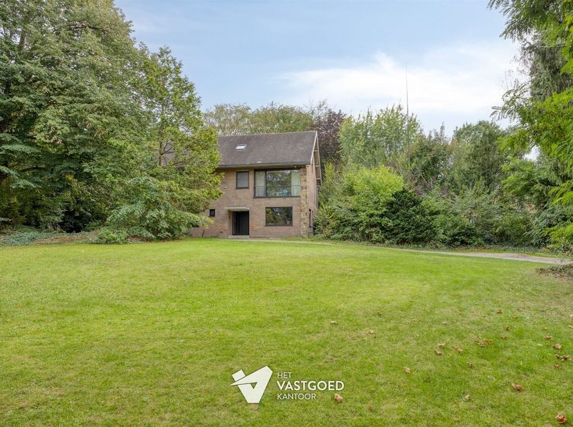 Huis te koop in Minderbroedersstraat 30,
                    3550 Heusden