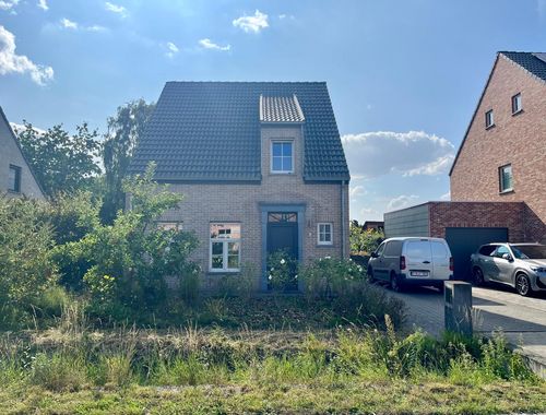                                         Woning te koop in Emblem, € 525.000
