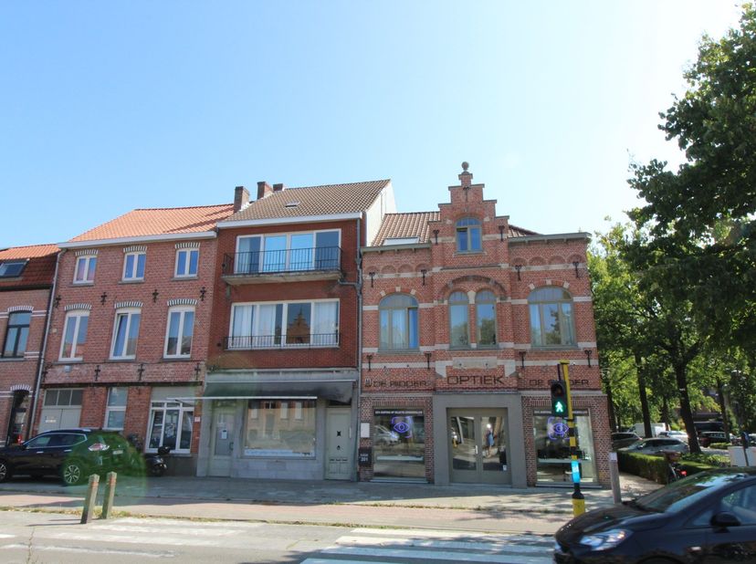 Bedrijfsvastgoed te huur in Baron Ruzettelaan 199,
                    8310 Assebroek