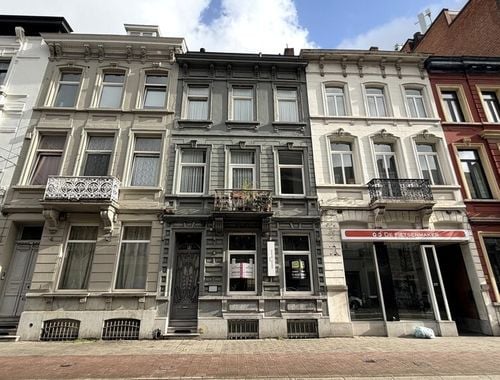                                         Bureaux à louer à Gent, € 1.200
