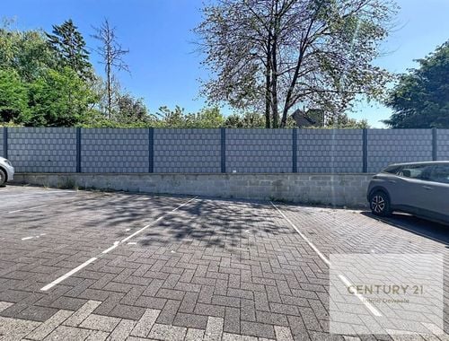                                         Place de stationnement à vendre à Braine-l'Alleud, € 17.000
