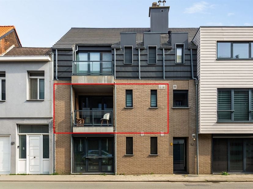 Openhuizendag op zaterdag 13 juni van 14u00 - 15u00<br />
Instapklaar appartement met 2 slaapkamers en terras in rustige omgeving te Boom<br />
Dit in