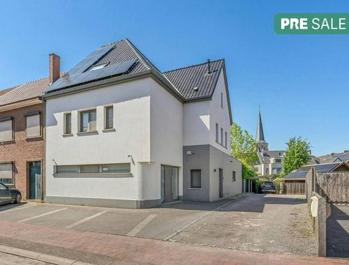                                        Maison à vendre à Diepenbeek, € 490.000
