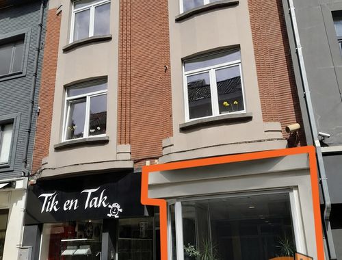                                         Handelszaak te huur in Halle, € 1.500
