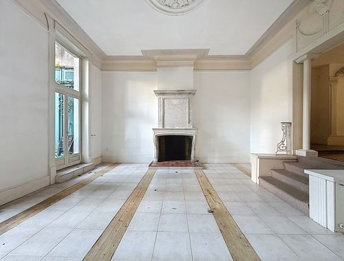                                         Appartement te koop in Elsene, € 570.000
