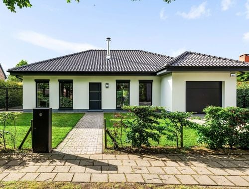                                         Woning te koop in Hove, € 765.000
