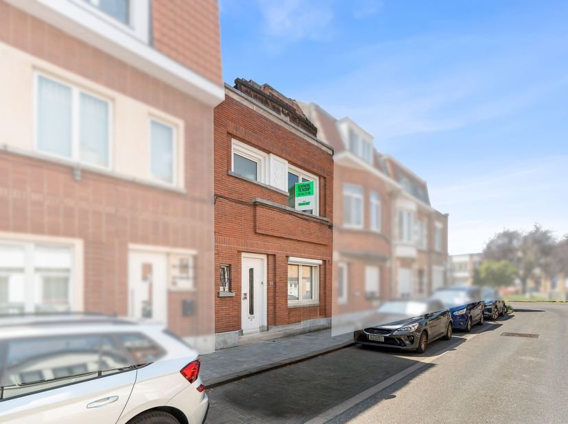 À deux pas de la place Paduwa à Evere, découvrez cette magnifique maison unifamiliale idéalement située dans un quartier résidentiel très recherché. V