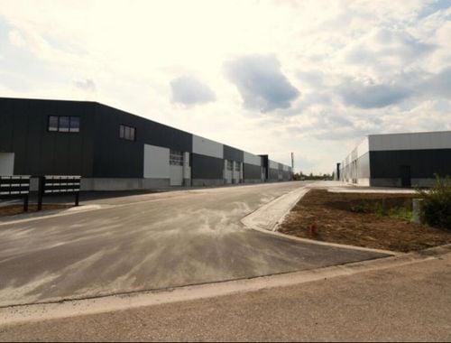                                         Entrepôt à louer à Genk, € 41.422,17
