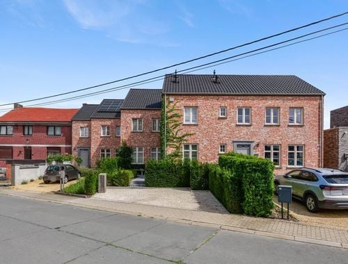                                         Maison à vendre à Waasmont, € 479.000
