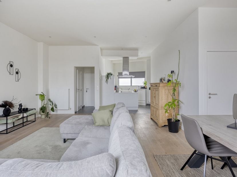 Appartement te koop in Diestsesteenweg 112 bus 1,
                    3300 Tienen