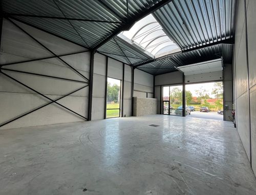                                         Autre à louer à Zwevezele, € 895

